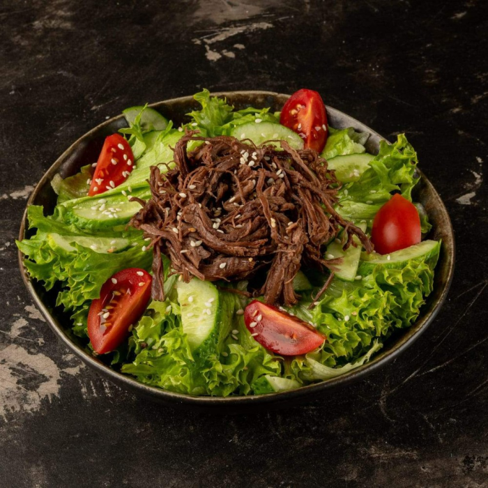 Великий салат з яловичиною 